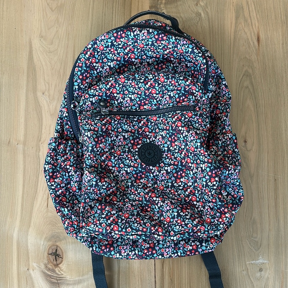 Seoul Mini Floral Print 15” Laptop Backpack